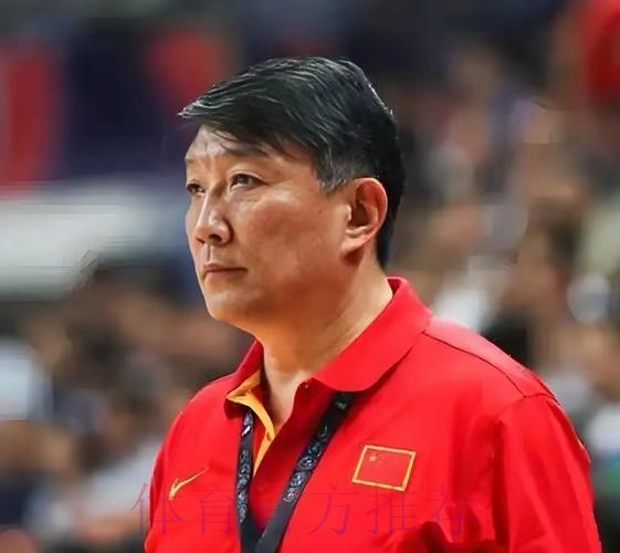 宫鲁鸣：对标一流强队 坚持“三全”方针