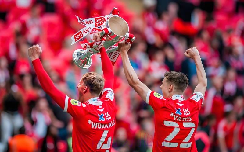 第21轮:西汉姆联VS诺丁汉森林 第21轮:西汉姆联VS诺丁汉森林